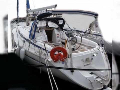Bavaria 37