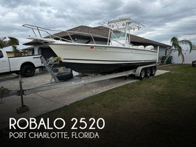 Robalo Boats 2520