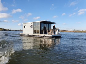 La Mare Houseboats Apartboat for sale