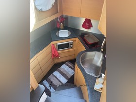 2011 Pershing 64'