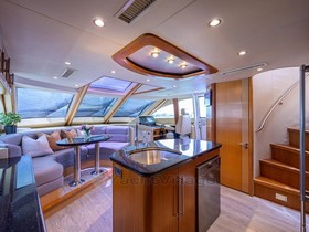 2008 Lazzara Yachts 84 Flybridge