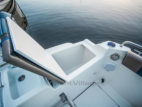 2018 Cutwater Boats 242 Coupe