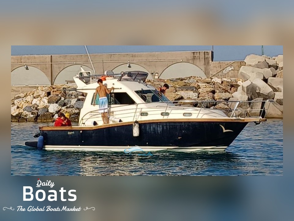 2003 Portofino Marine 10 Fly for sale. View price, photos and Buy 2003 ...