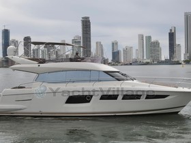 2013 Prestige Yachts