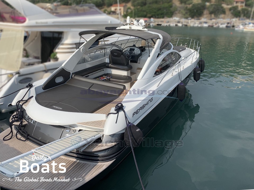2006 Pershing 37' Cabin