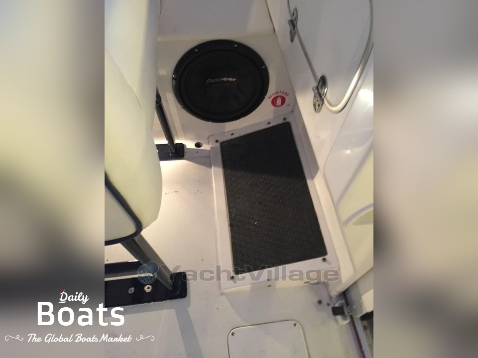 1998 Cigarette R T 38 Top Gun for sale View price photos and Buy