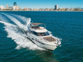 2015 Prestige Yachts 550