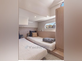 Купити 2023 Beneteau Swift Trawler 41 Sedan