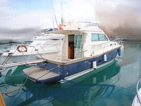 Portofino Marine 850 Fly