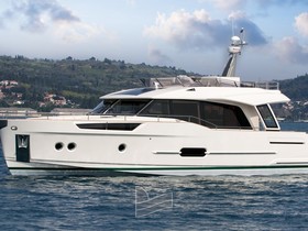 Greenline Yachts 48 Fly
