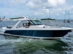 2021 Tiara Yachts на продаж