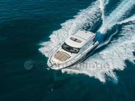 2020 Prestige Yachts