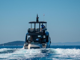 Buy 2022 Explorer 62