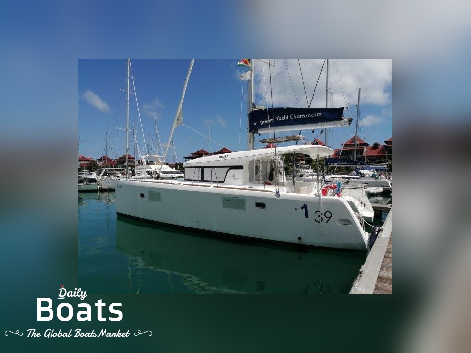 2013 Lagoon 39