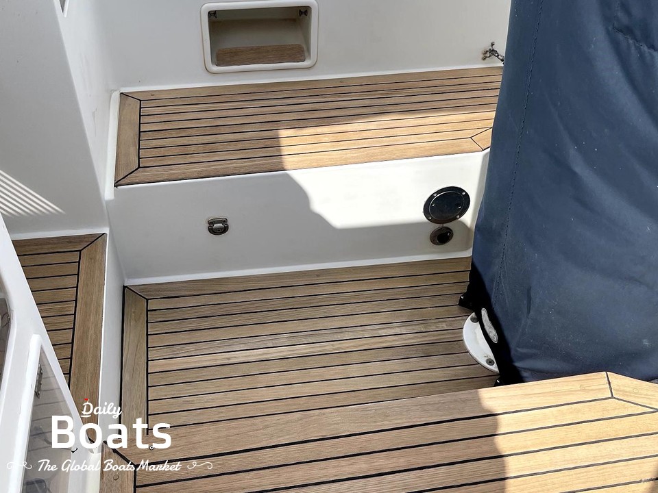 2007 Tayana Vancouver 460 Pilot House for sale. View price, photos and