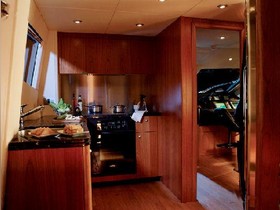 2009 Sunseeker 90 Yacht