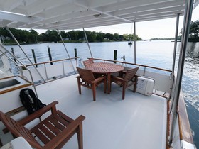 2001 DeFever 49 Cockpit Motor Yacht