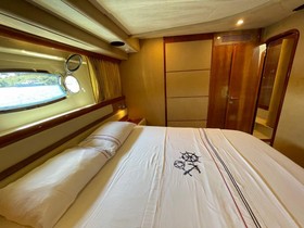 2004 Ferretti Yachts 590 590
