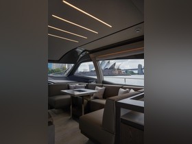 Купити 2021 Ferretti Yachts 550