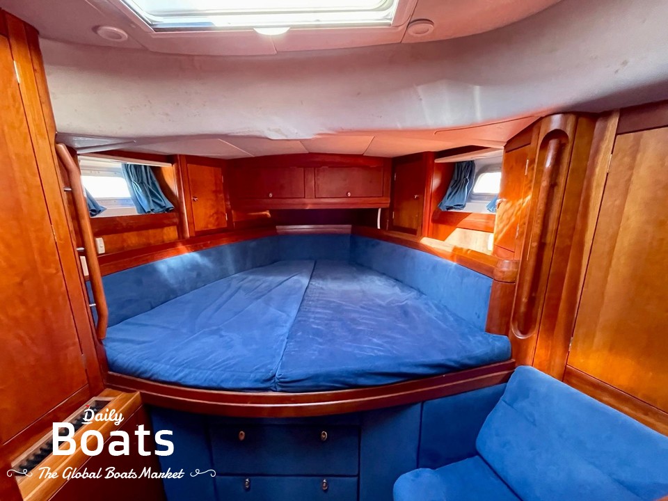 1992 Oyster Hp49 Pilot House for sale. View price, photos and Buy 1992