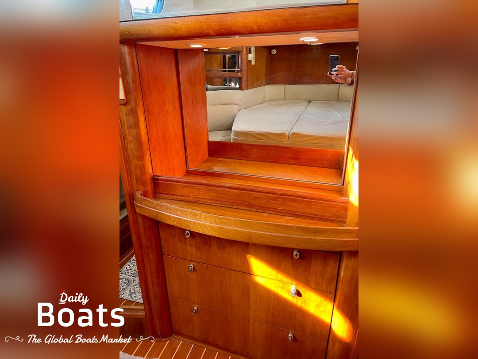 1992 Oyster Hp49 Pilot House for sale. View price, photos and Buy 1992