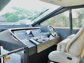 2017 Azimut 66