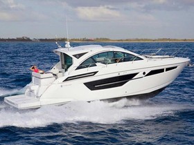 2023 Cruisers Yachts 50 Cantius