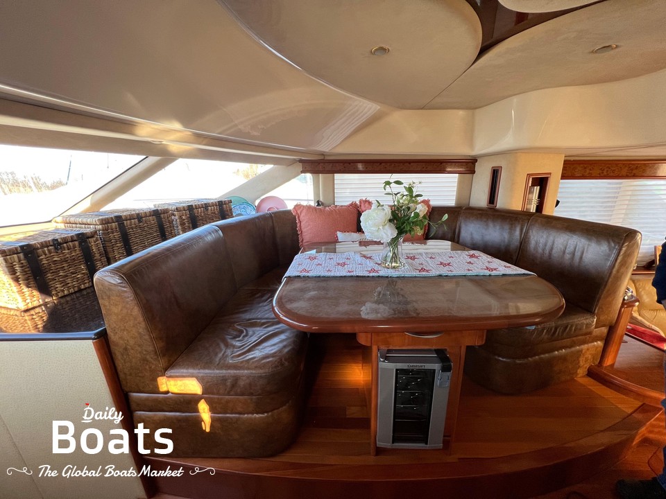 2009 Silverton 52 Ovation for sale. View price, photos and Buy 2009