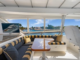 2006 Paragon Cockpit Motor Yacht