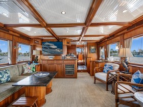 2006 Paragon Cockpit Motor Yacht