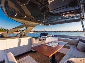 Buy 2023 Ferretti Yachts 670
