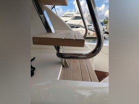 Buy 2022 Ferretti Yachts 550