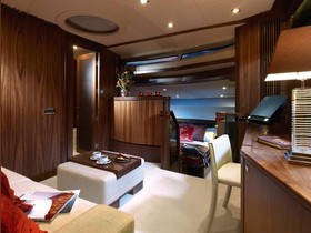 Osta 2011 Sunseeker 30M Yacht