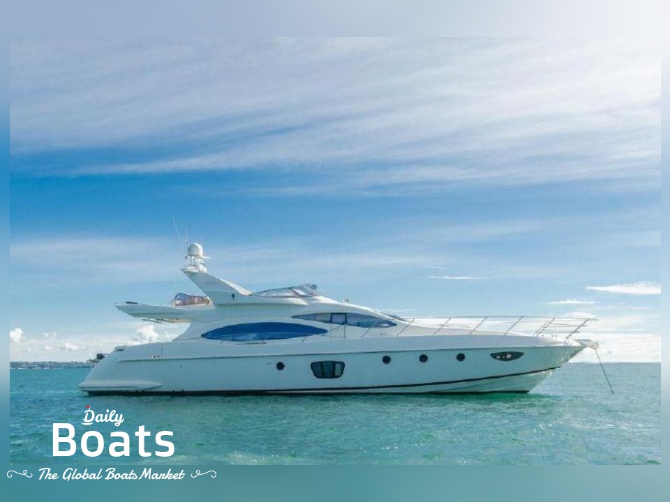 2008 Azimut 68E