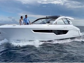 Buy 2023 Cruisers Yachts 50 Gls