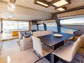 2017 Ferretti Yachts 750