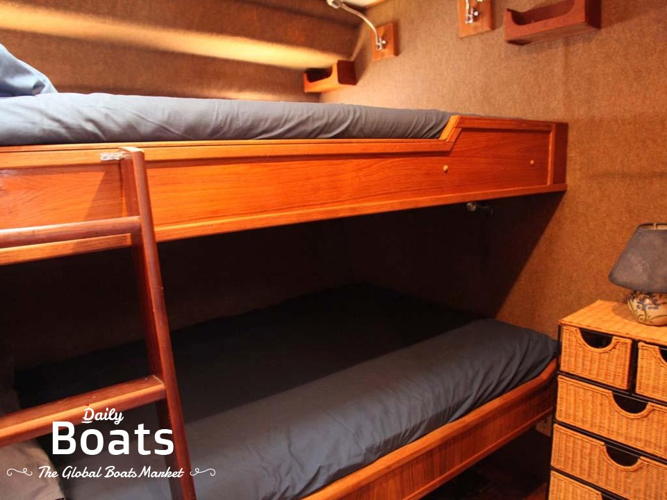 1999 Stapleton 54 Convertible for sale. View price, photos and Buy 1999