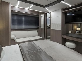 Купити 2022 Galeon 640 Fly