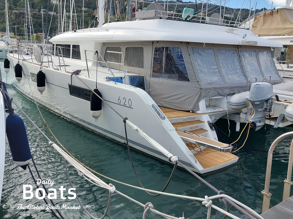 2014 Lagoon 620