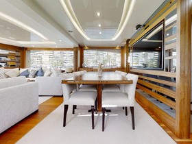 Osta 2016 Sunseeker 86 Yacht