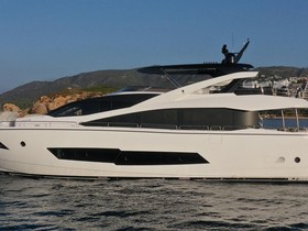 2016 Sunseeker 86 Yacht