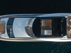 Osta 2016 Sunseeker 86 Yacht