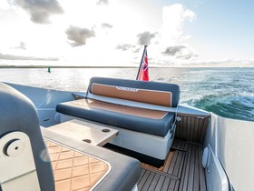 Buy 2023 Fairline F//Line 33 Outboard