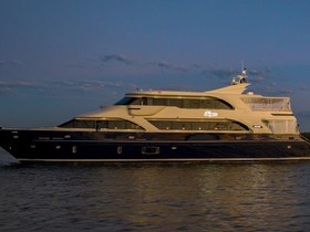 2018 President 115 Tri Deck Superyacht till salu