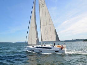 Buy 2023 Bavaria C42