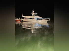1998 Bluewater Coastal Cruiser 520 Yacht