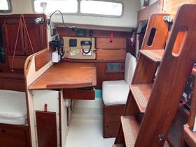 Vegyél 1975 Whitby 42 Center Cockpit