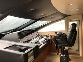 2011 Sunseeker 88 Yacht