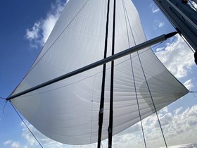 Купить 2005 Beneteau 57