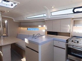 Buy 2022 Beneteau Oceanis 34.1